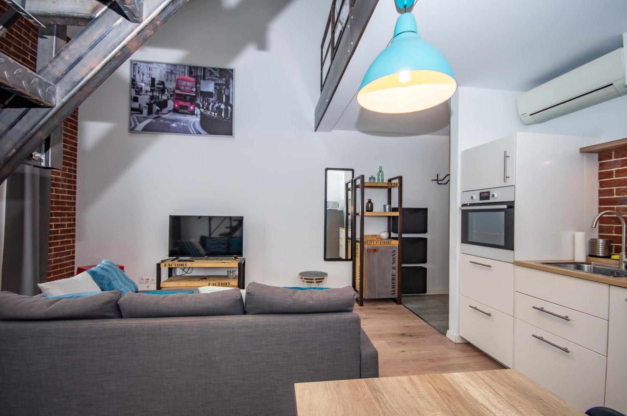 Inpoint Modern Loft - Centre Lazarza St 13 *